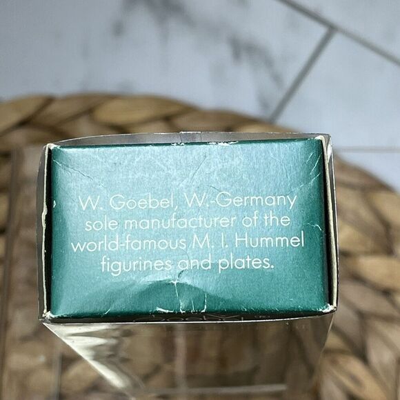 Vintage 1978 Goebel Annual Christmas Ornament - First Edition Santa Claus - MIB - Picture 2 of 3